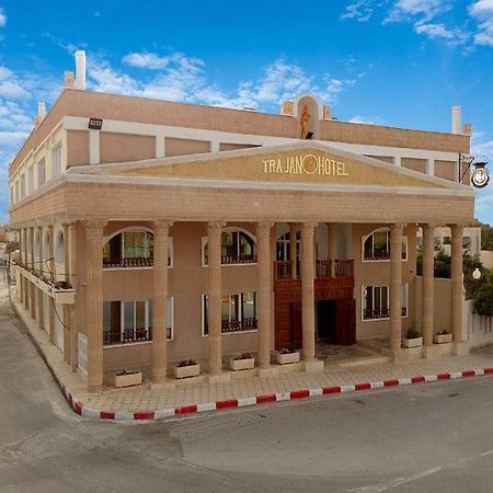 Trajan Hotel Timgad Buitenkant foto