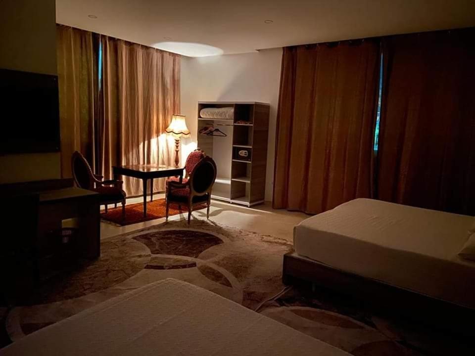 Trajan Hotel Timgad Buitenkant foto
