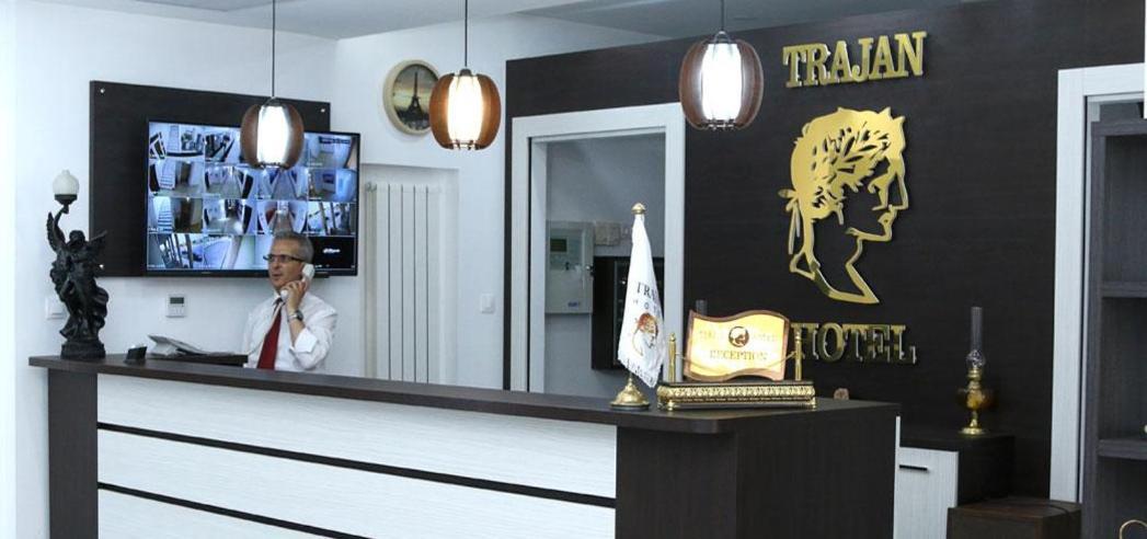 Trajan Hotel Timgad Buitenkant foto